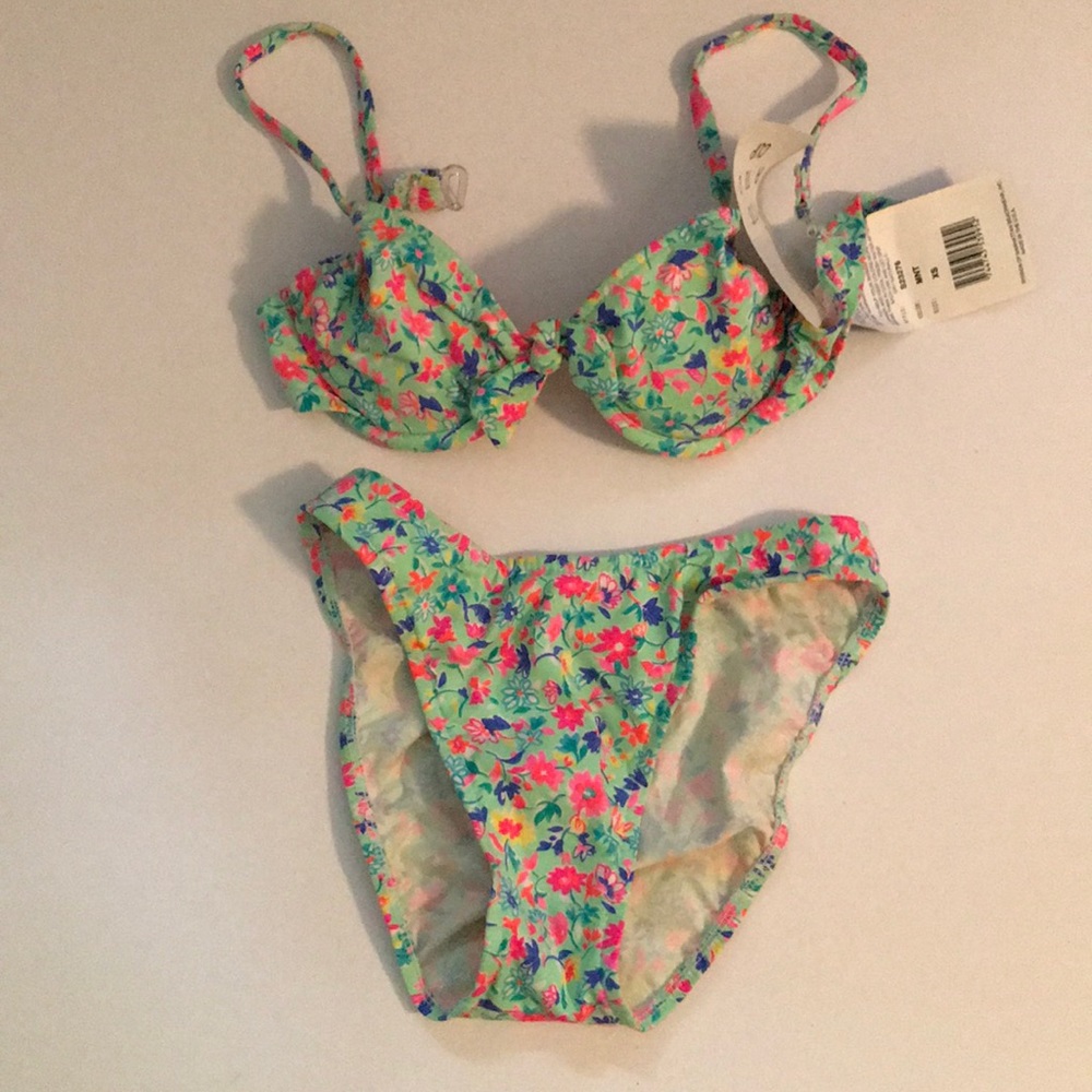 Two piece bathing suit - BNWT. Size XS. Perfect!